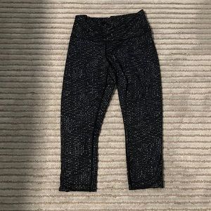 Lululemon Cropped Yoga Pant